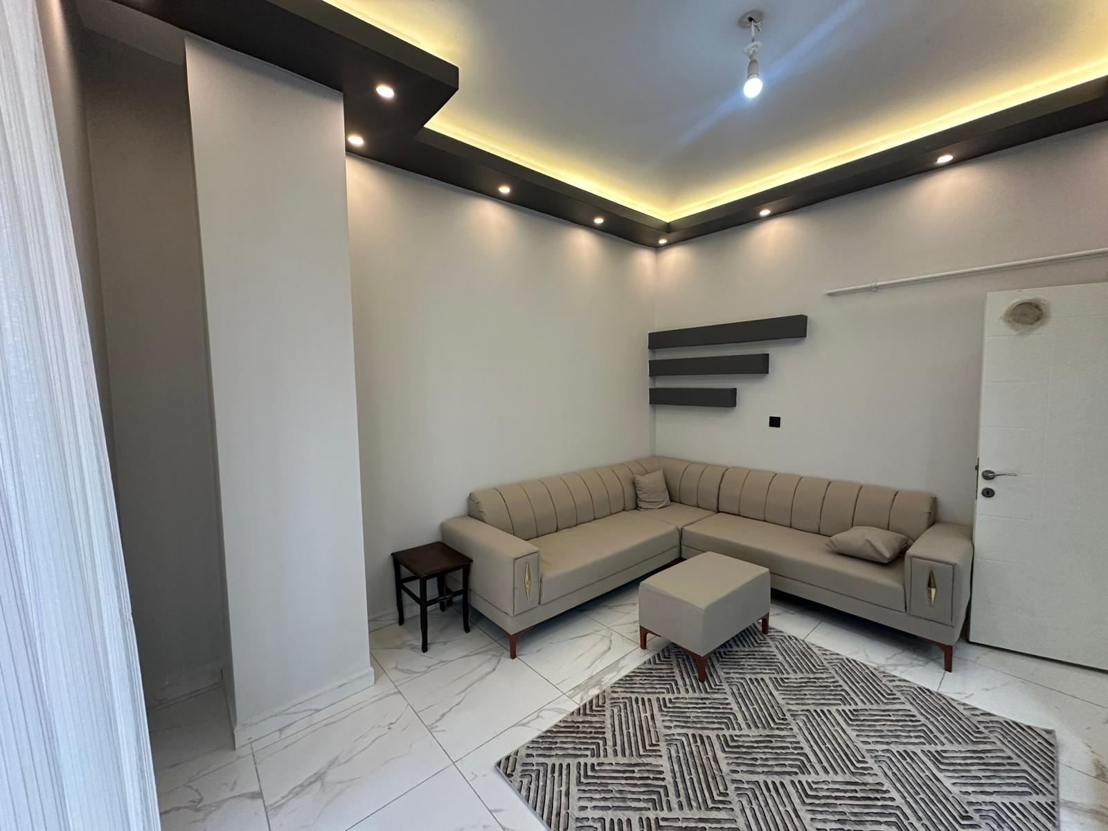 ERENLERDE MERKEZİ KONUMDA 2+0 SATILIK DAİRE