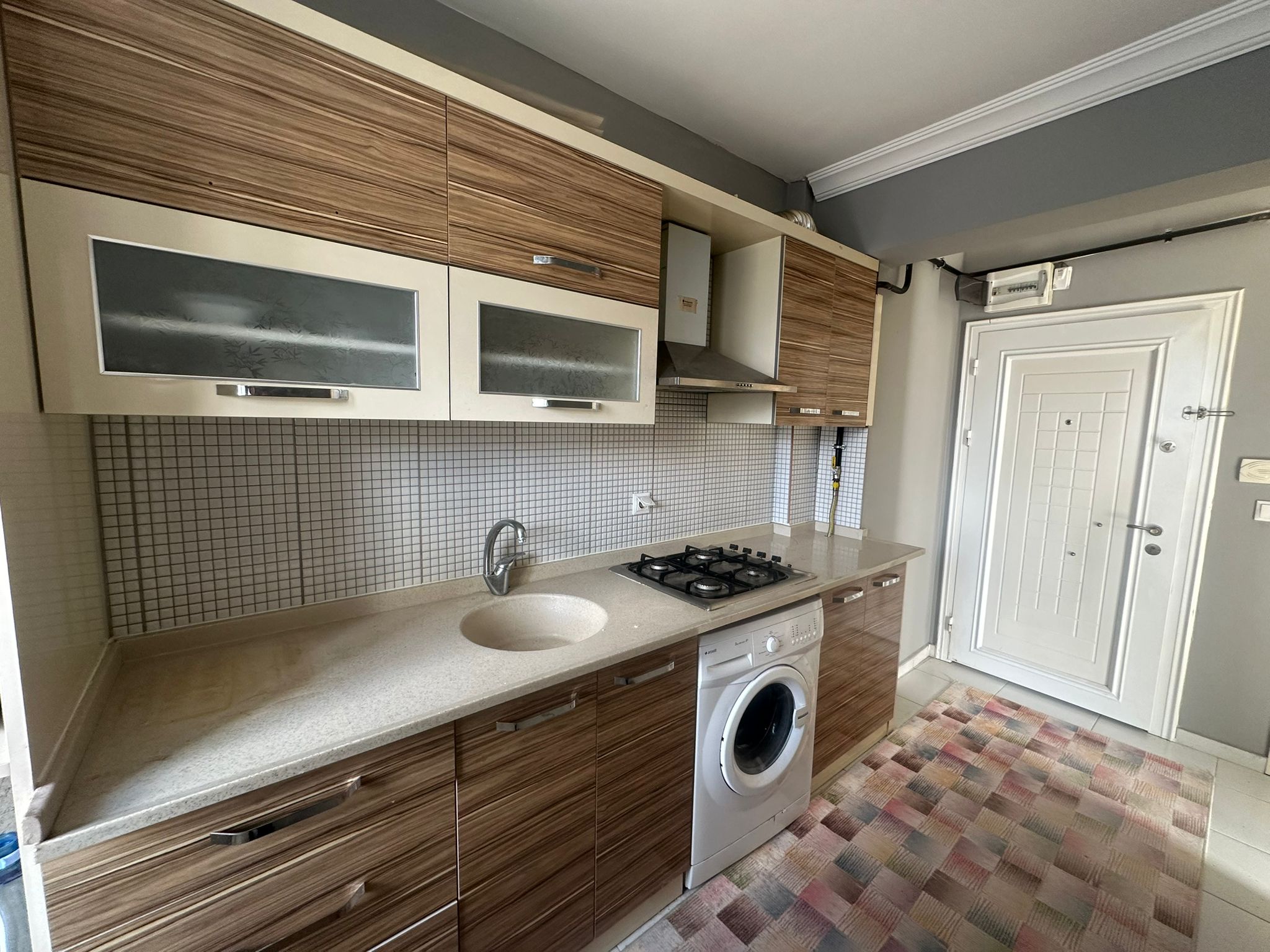 ERENLERDE 2+0 TEMİZ KİRALIK DAİRE 