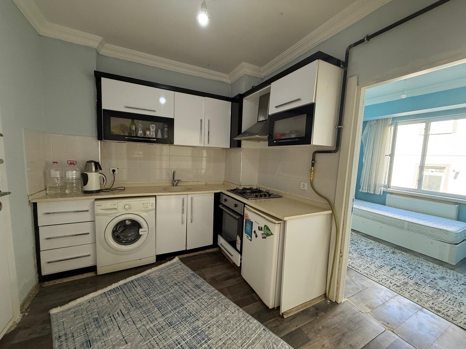 ERENLERDE MERKEZİ KONUMDA 2+0 DAİRE