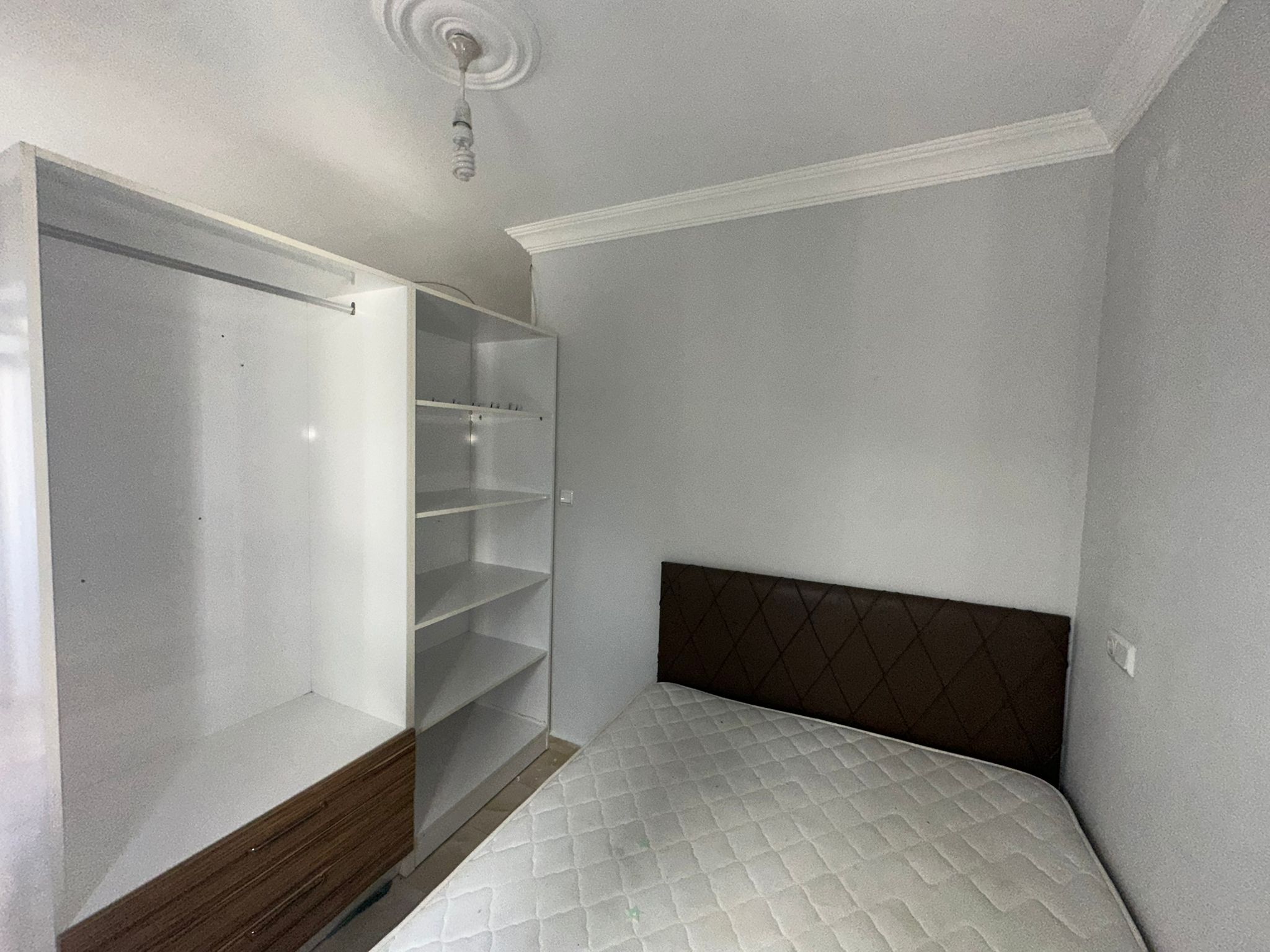 ERENLERDE MERKEZİ KONUMDA 1+0 KİRALIK DAİRE