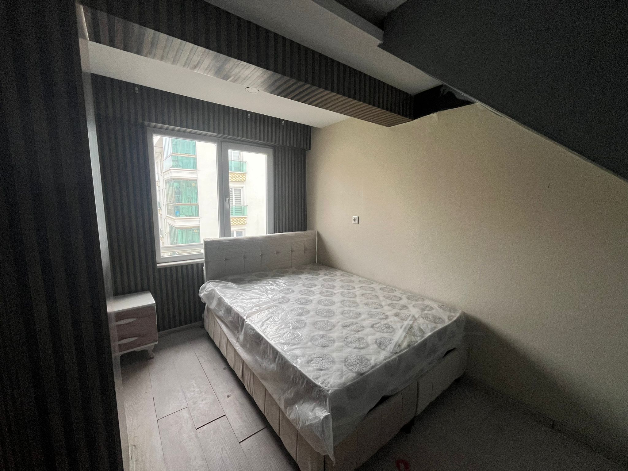 ERENLERDE 1+1 MERKEZİ KONUMDA FIRSAT SATILIK