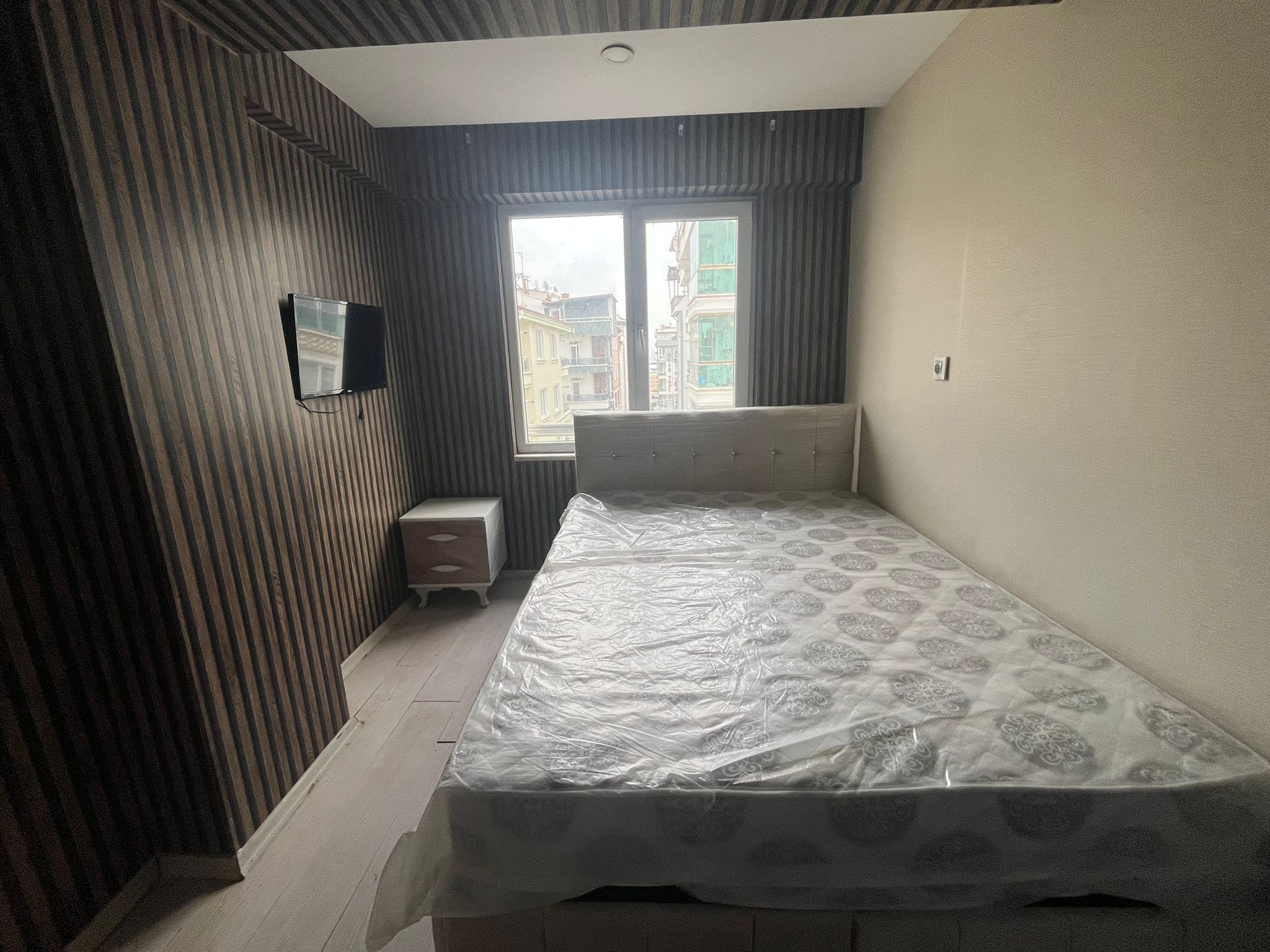 ERENLERDE 1+1 MERKEZİ KONUMDA FIRSAT SATILIK