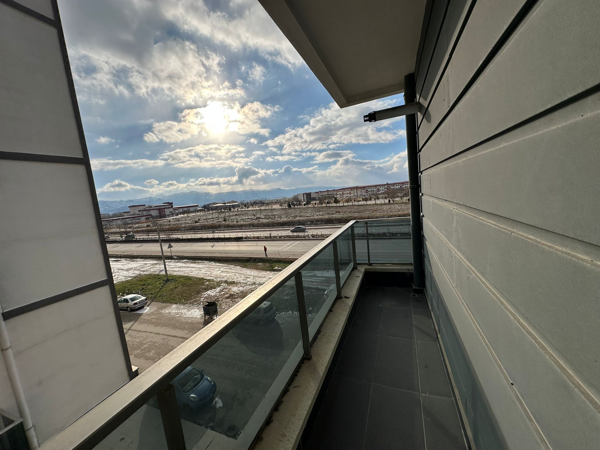 ERENLERDE ESKİŞEHİR YOLU ÜZERİNDE 2+1 KİRALIK DAİRE