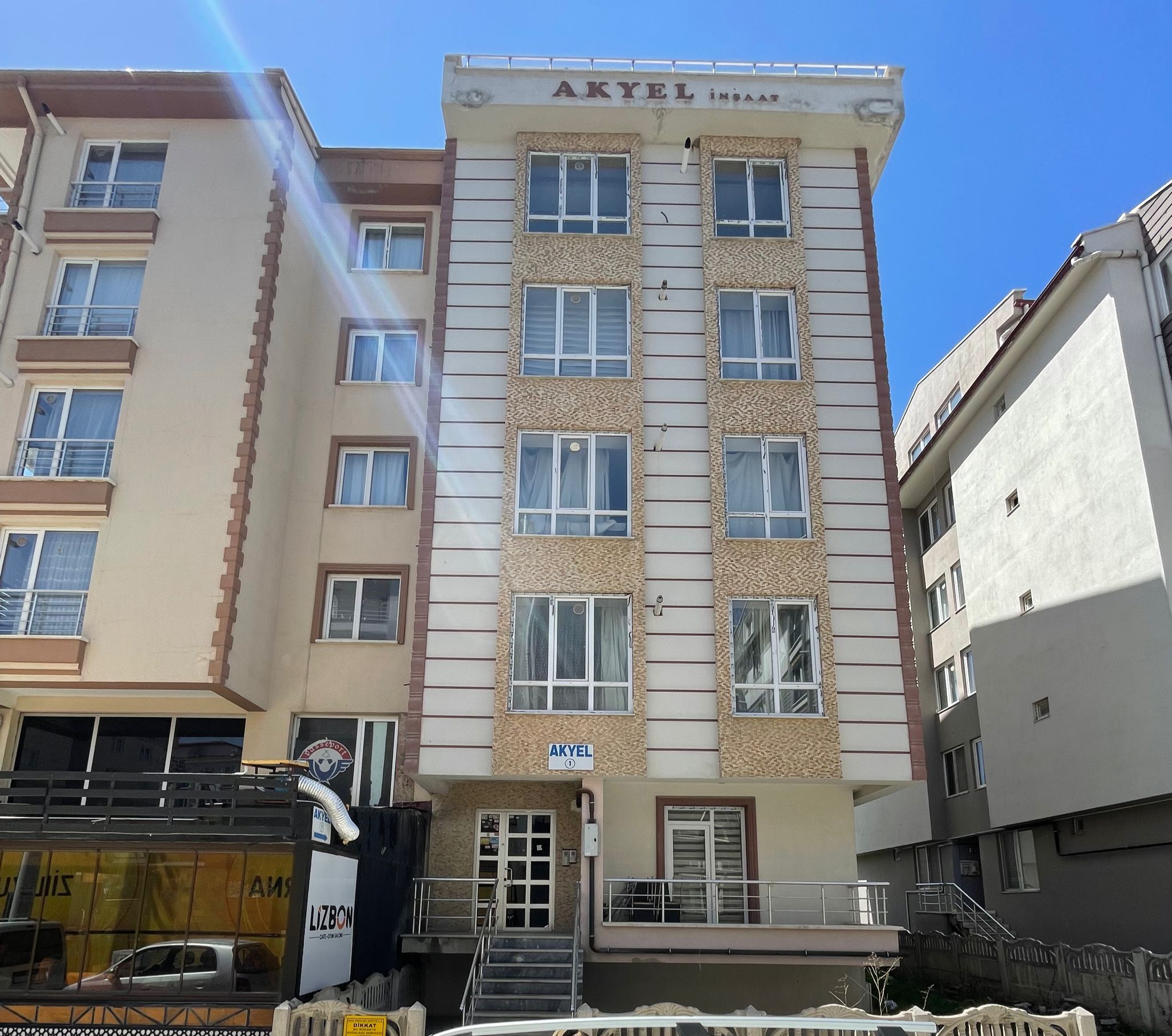 ERENLERDE 1+1 MERKEZİ KONUMDA KİRALIK DAİRE