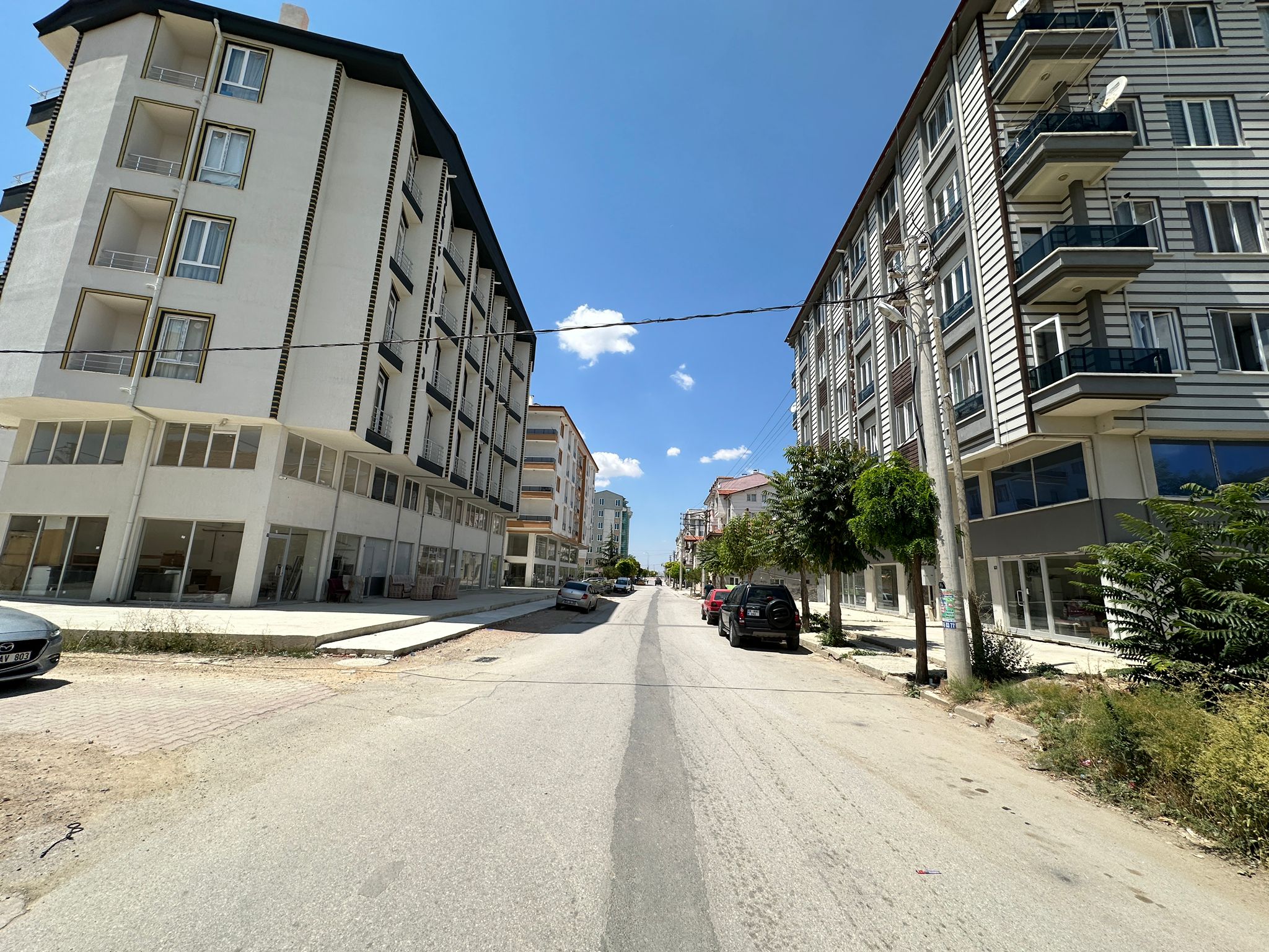 ERENLERDE VETERİNERLİK KARŞISINDA 2+0 TEMİZ KİRALIK DAİRE