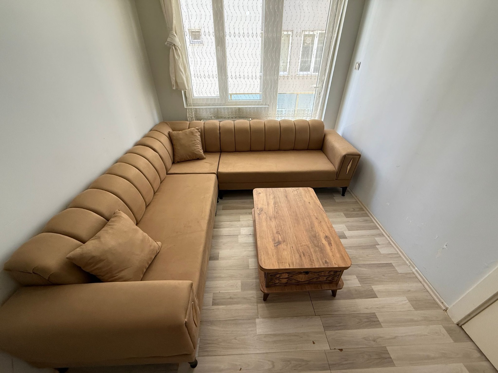 ERENLERDE MERKEZİ KONUMDA UYGUN FİYATLI 2+0 SATILIK DAİRE