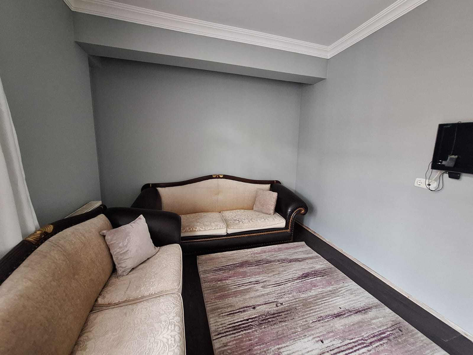 ERENLERDE 2+0 MERKEZİ KONUMDA SEVGİ YOLU ÜZERİNDE KİRALIK DAİRE