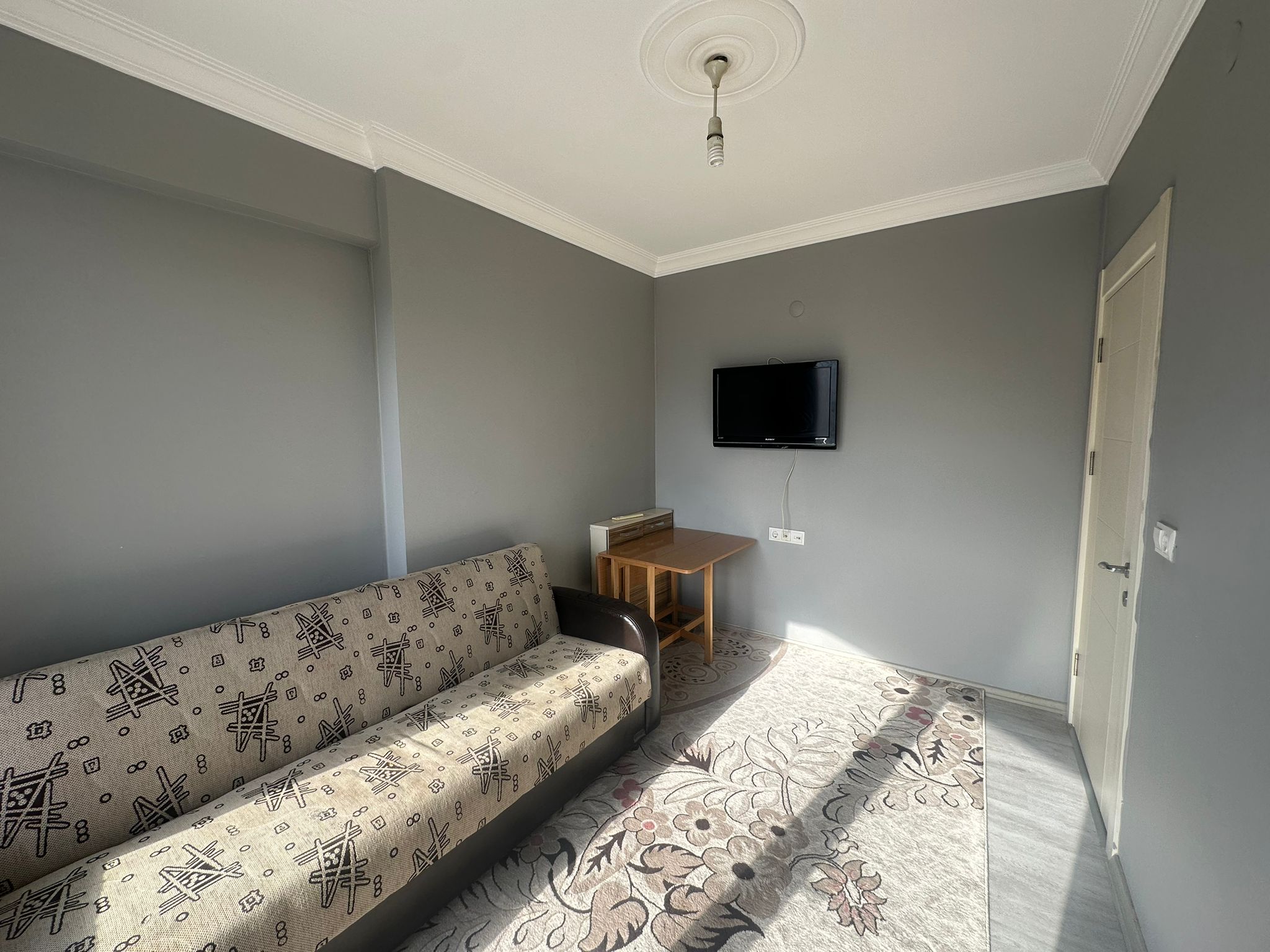 ERENLERDE 2+0 TEMİZ KİRALIK DAİRE 