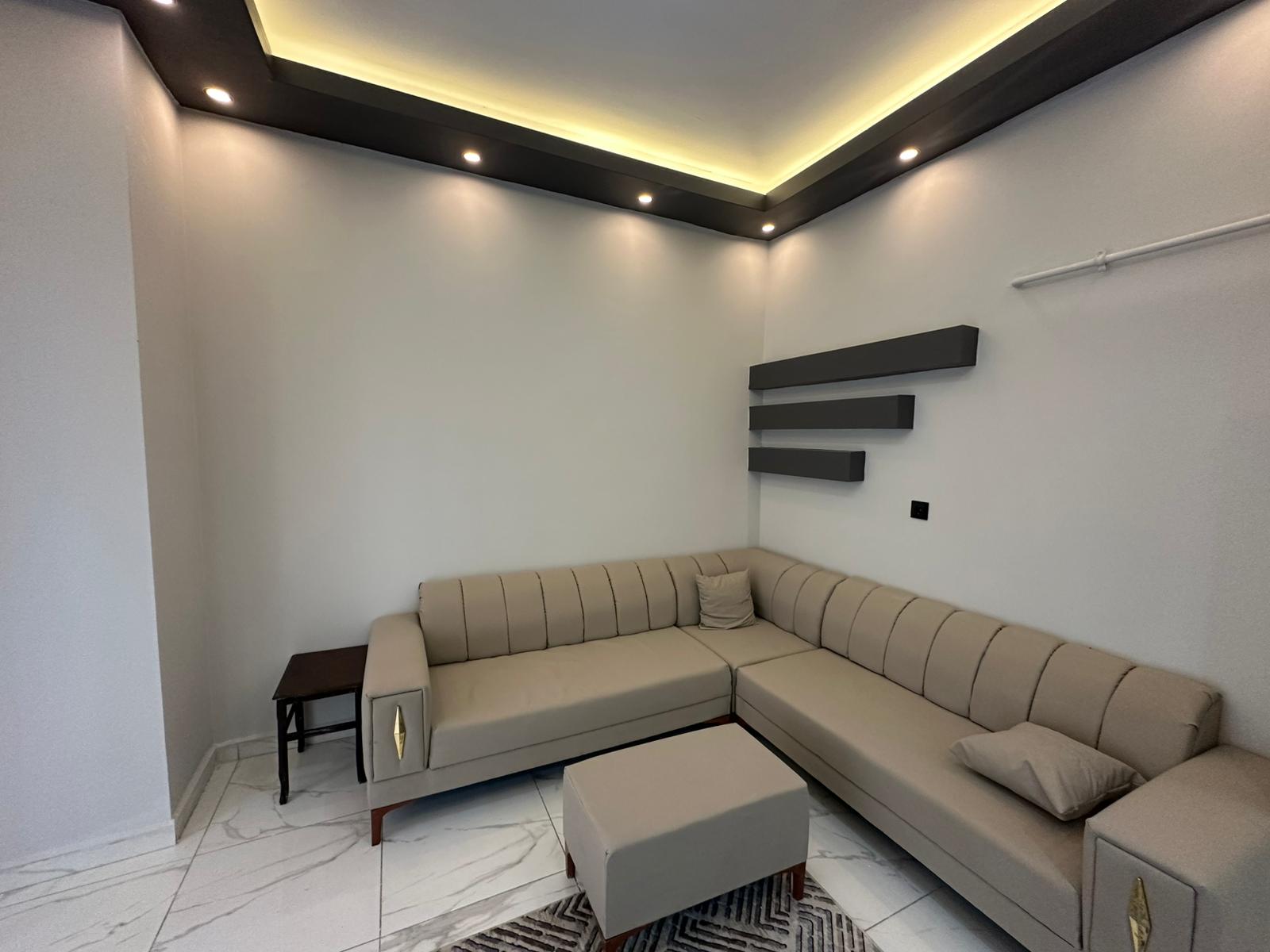 ERENLERDE MERKEZİ KONUMDA 2+0 SATILIK DAİRE