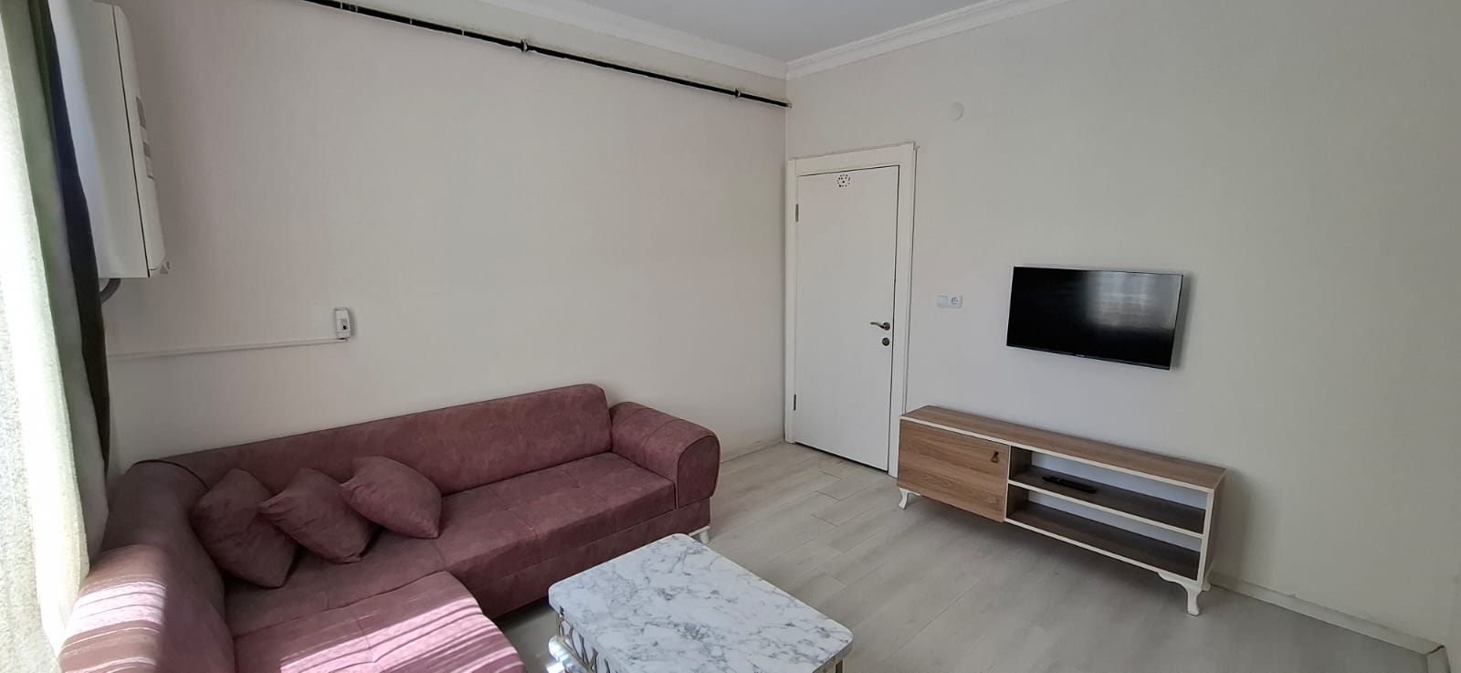 ERENLERDE VETERİNERLİK KARŞISINDA 2+0 TEMİZ KİRALIK DAİRE