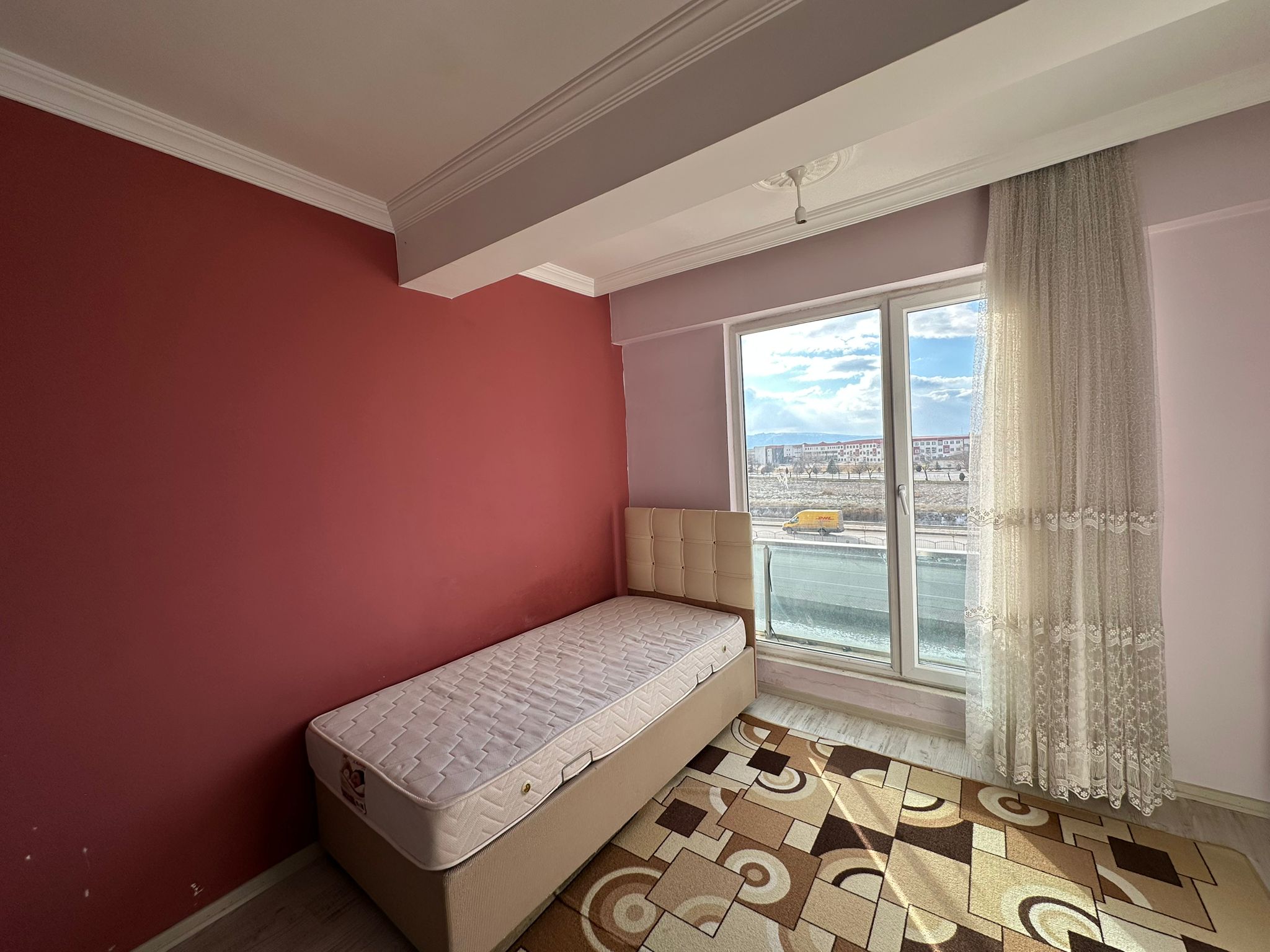 ERENLERDE ESKİŞEHİR YOLU ÜZERİNDE 2+1 KİRALIK DAİRE