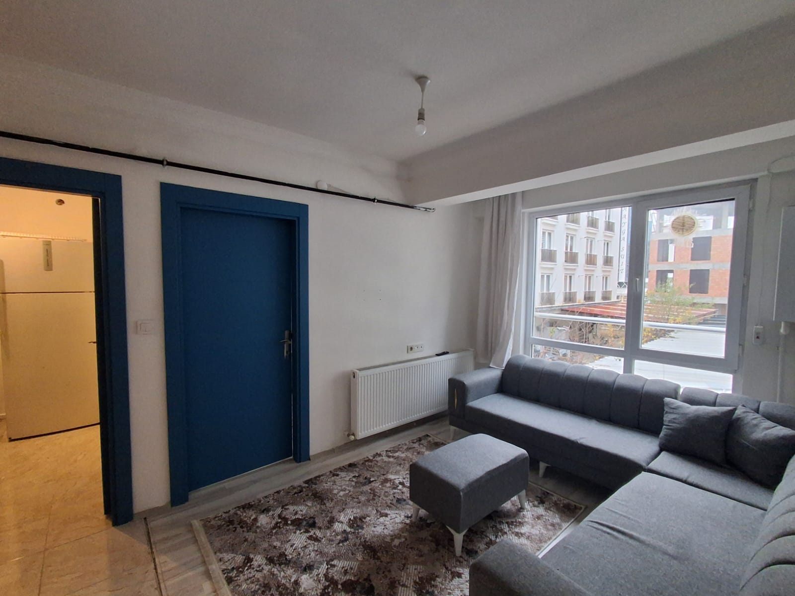 ERENLERDE MERKEZİ KONUMDA 2+0 KİRALIK DAİRE