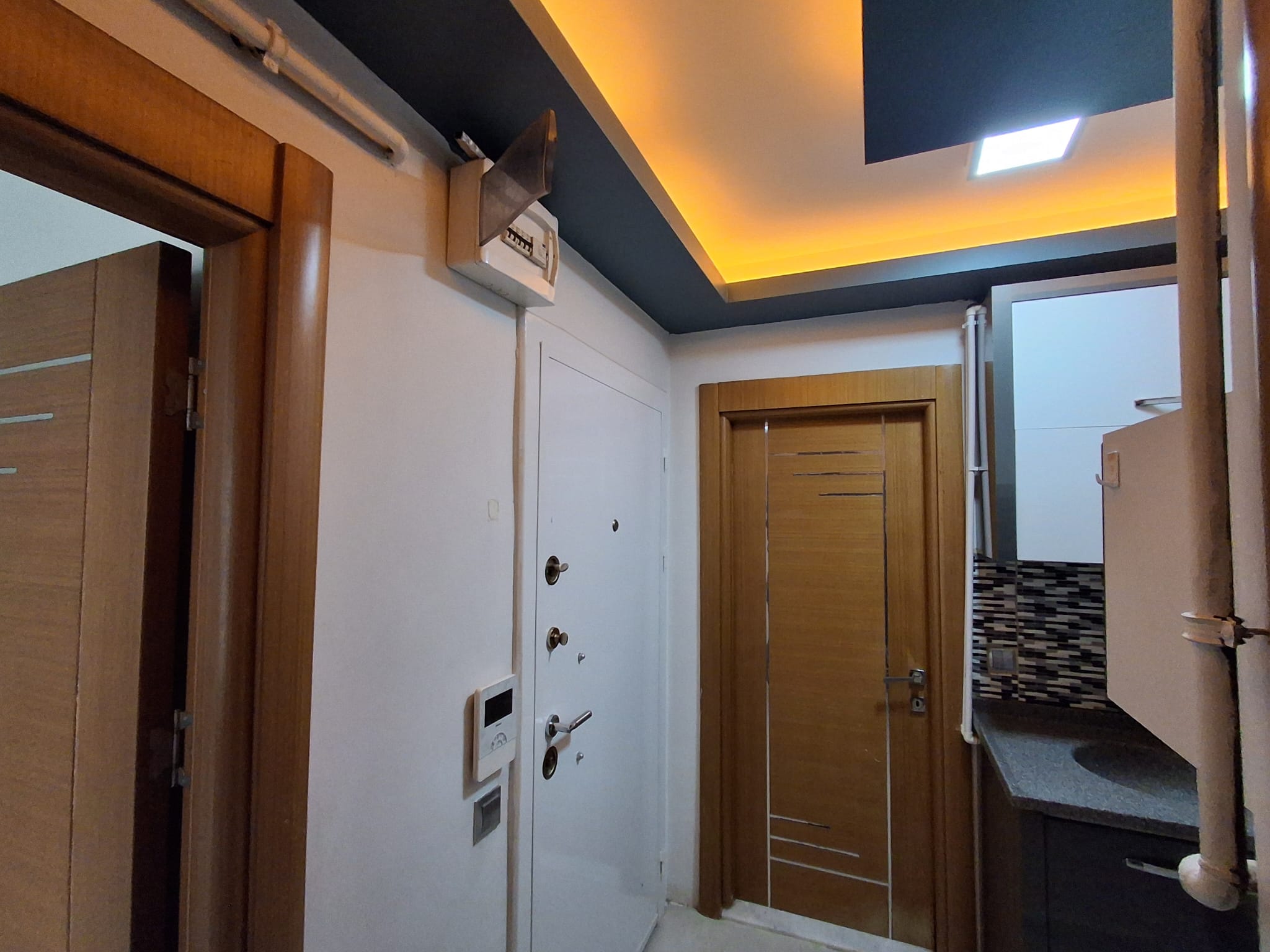 ERENLERDE TEMİZ 2+0 KİRALIK DAİRE